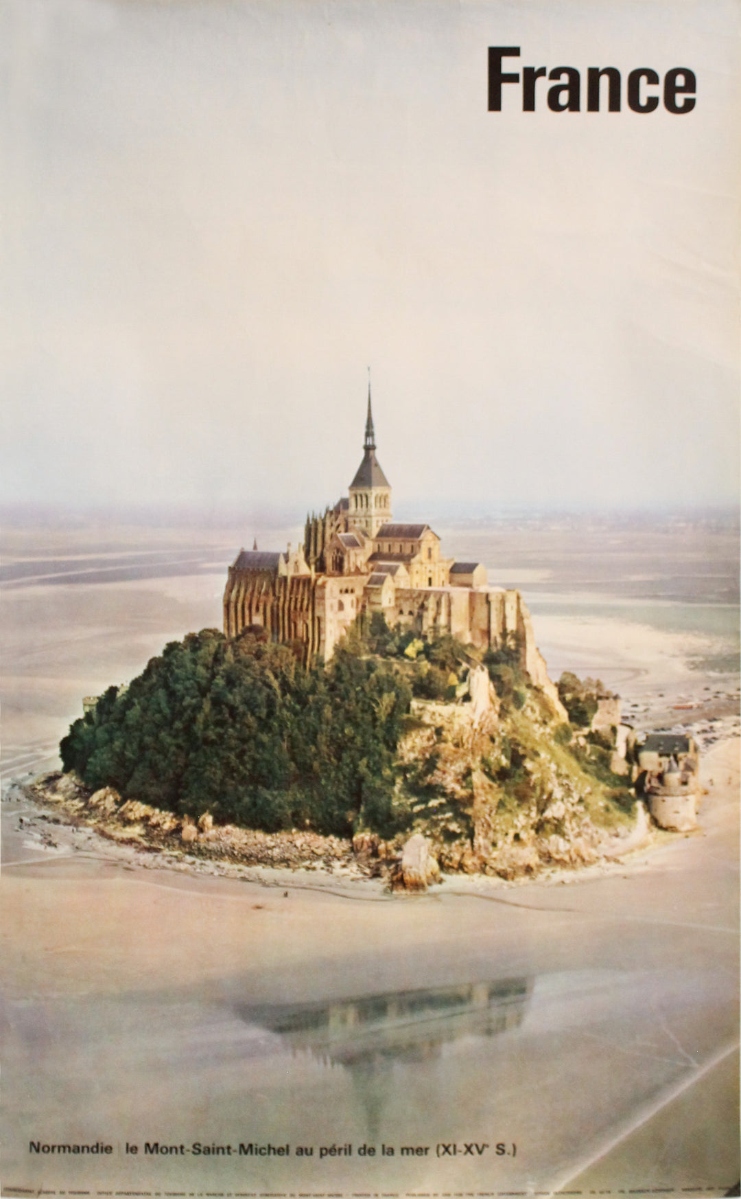 Assiette ou plat Mont Saint Michel Faïence
