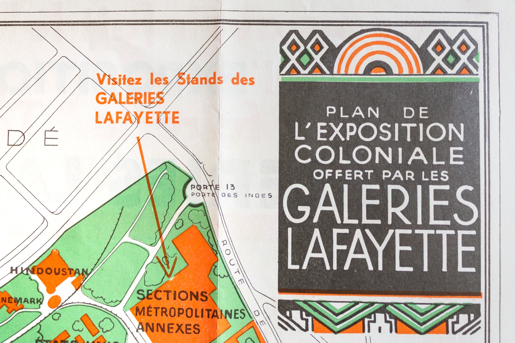 Early 80's Galeries Lafayette Map of Paris Wonderful colors - El